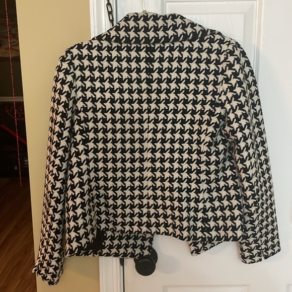 Talbots Jacket Womens 4 Petite White Houndstooth Wool Blend Moto Zip Asymmetric - Picture 5 of 5